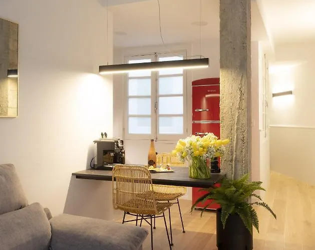 Shiny By Oldtown Apartment