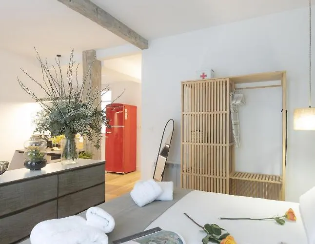 Apartment Shiny By Oldtown *