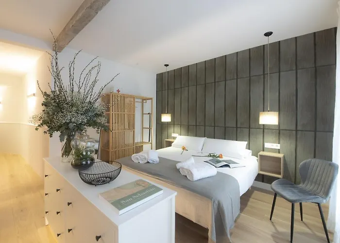 Apartment Shiny By Oldtown