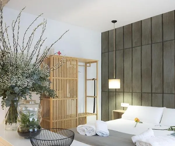 Apartment Shiny By Oldtown